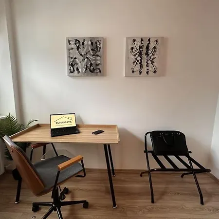 Design Apt. Messe•hbf•uniklinik Apartment
