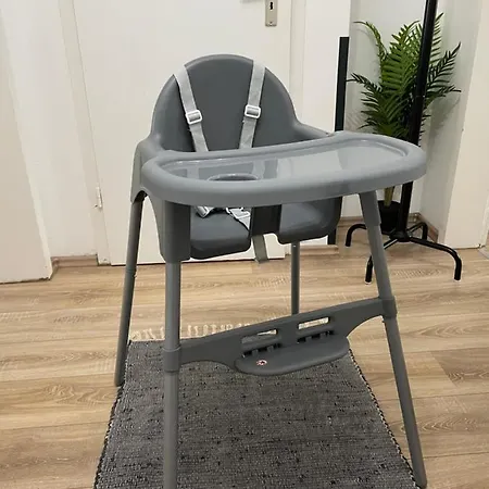 Design Apt. Messe•hbf•uniklinik Apartment